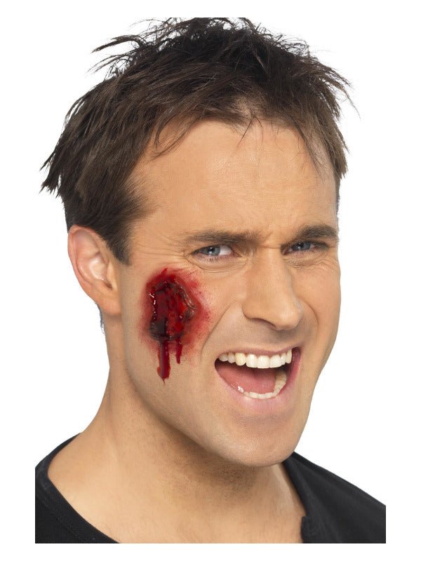 Smiffys Make - Up FX, Gory Wounds, Red - Adult Weekender