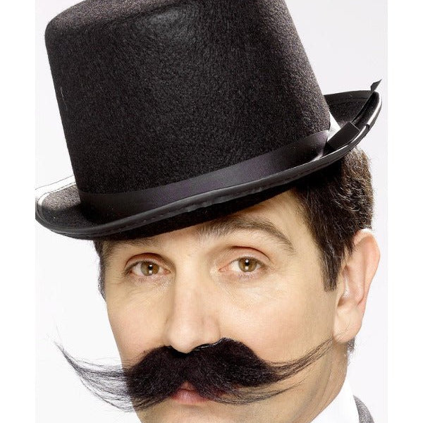 Tales of Old England Investigator Tash, Black - Adult Weekender