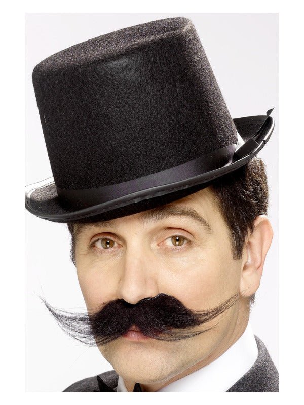 Tales of Old England Investigator Tash, Black - Adult Weekender